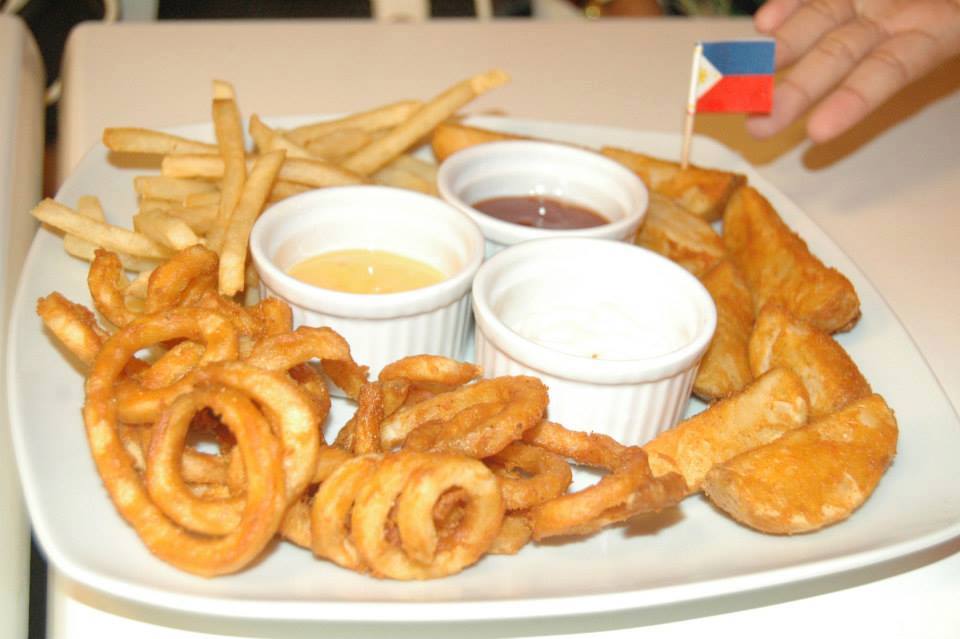 Chips and Onion Loop, Ice Giants Desserts and Snacks, Cebu