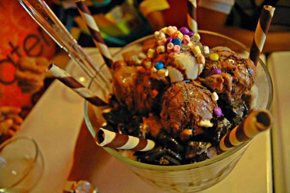 Chocolate Giant, Ice Giants Desserts and Snacks, Cebu